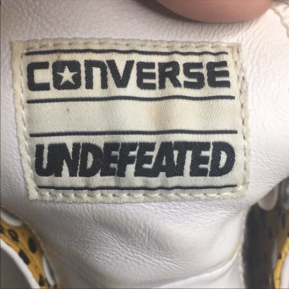 UNDEFEATED-CONVERSE-CHUCK-TAYLOR-ALL-STAR sneakers - Picture 5 of 8